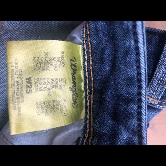 Petite Ankle  Lenght Wrangler Jeans - Picture 4 of 4